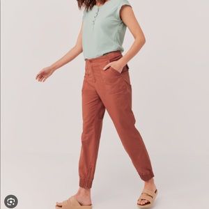 Pact woven twill utility jogger XS